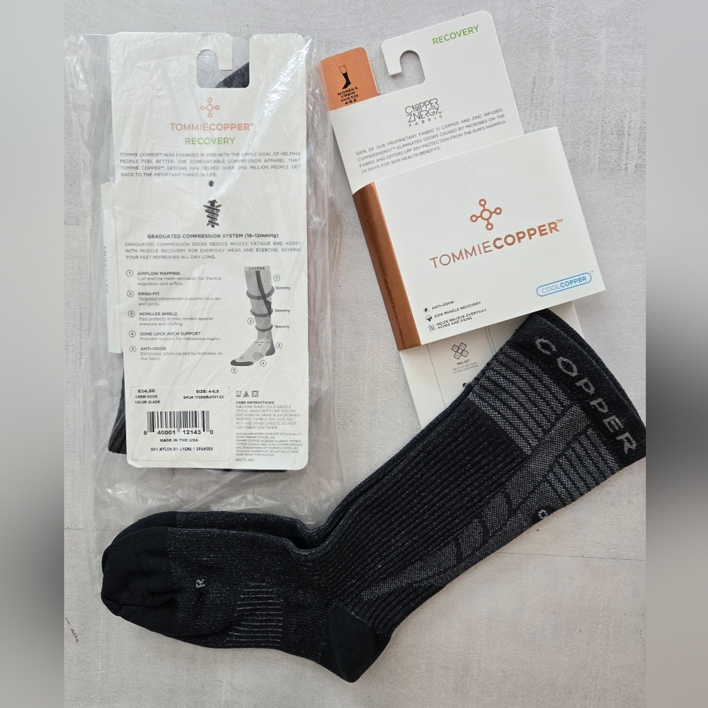 *2 Pairs* TOMMY COPPER Black Crew Socks, NWT, Womens Size 4-6.5 (Small)